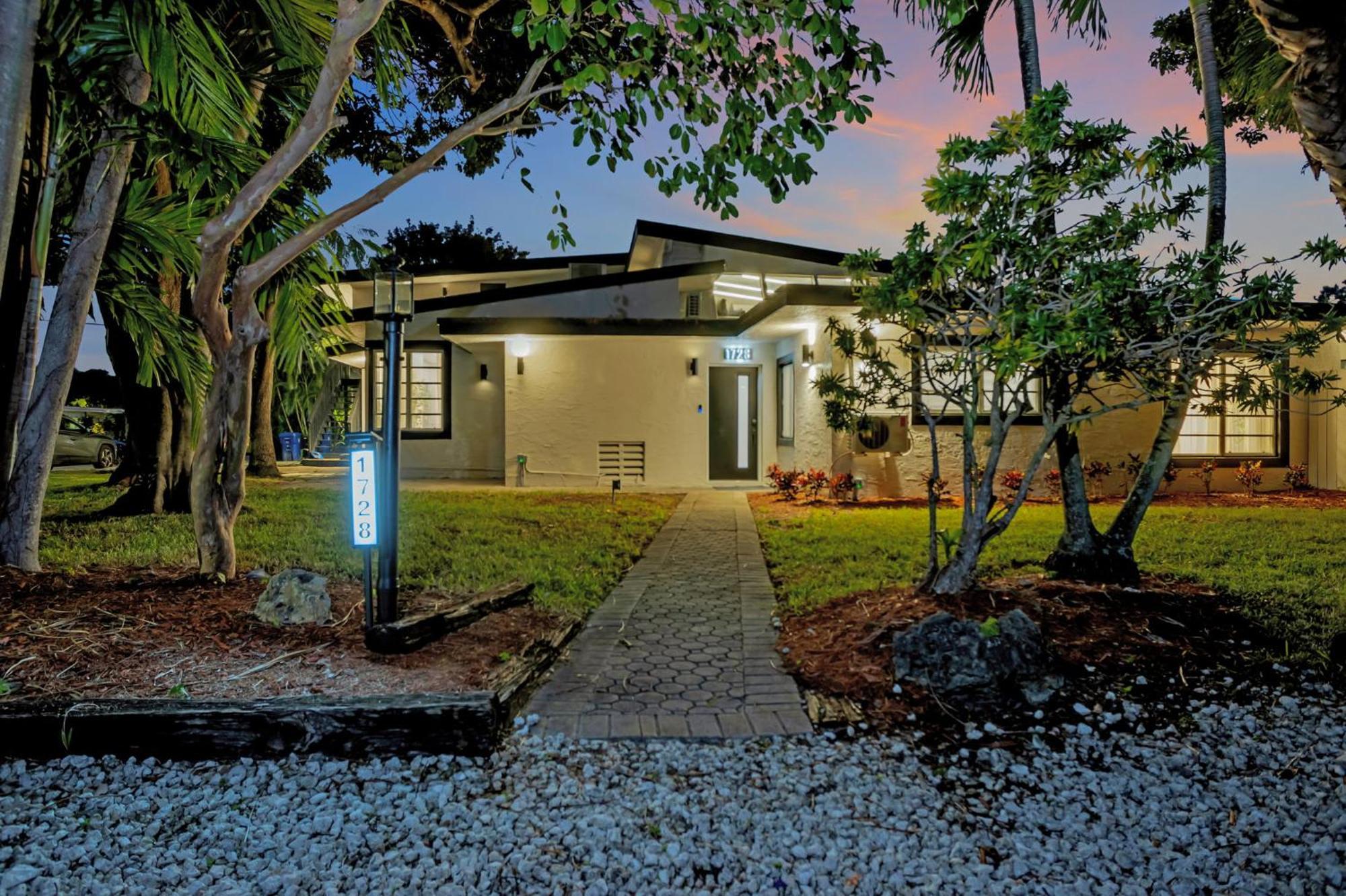 פורט לודרדייל Stunning 2 Story Villa With Pool מראה חיצוני תמונה